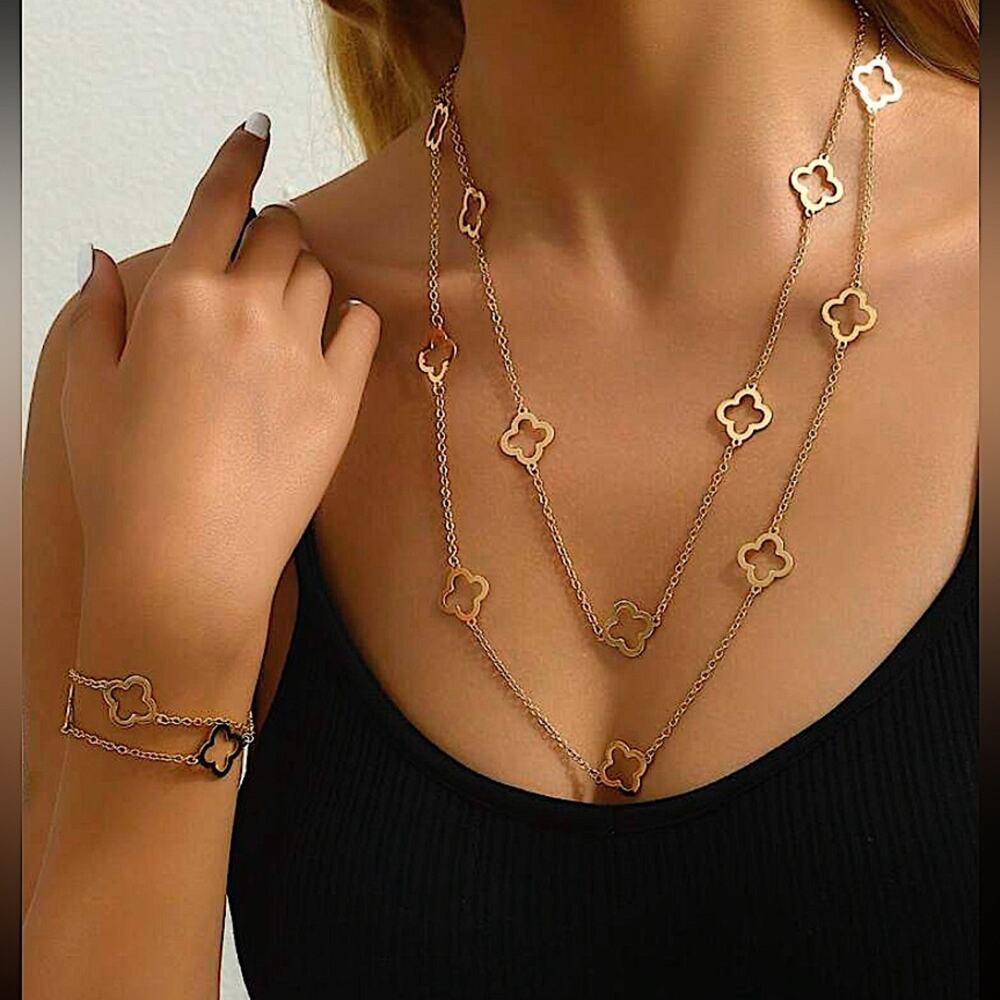 Gold Four Leaf Clover Necklace Bracelet Set Luxury Two Piece Set